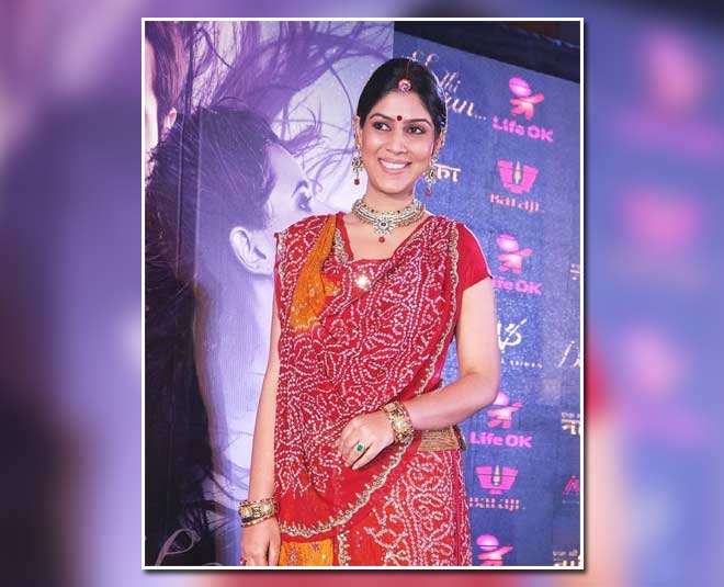 bandhaani saree look