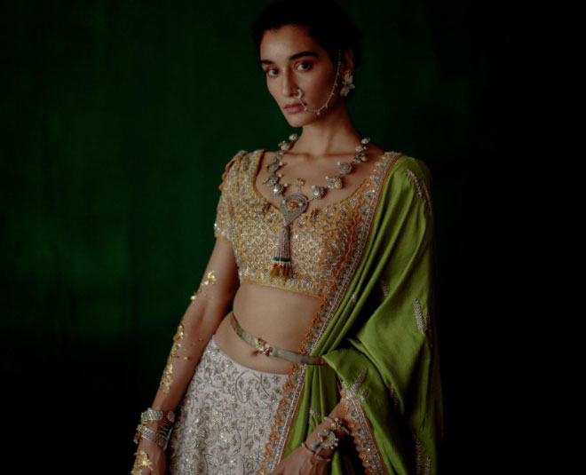 box  pleated  dupatta