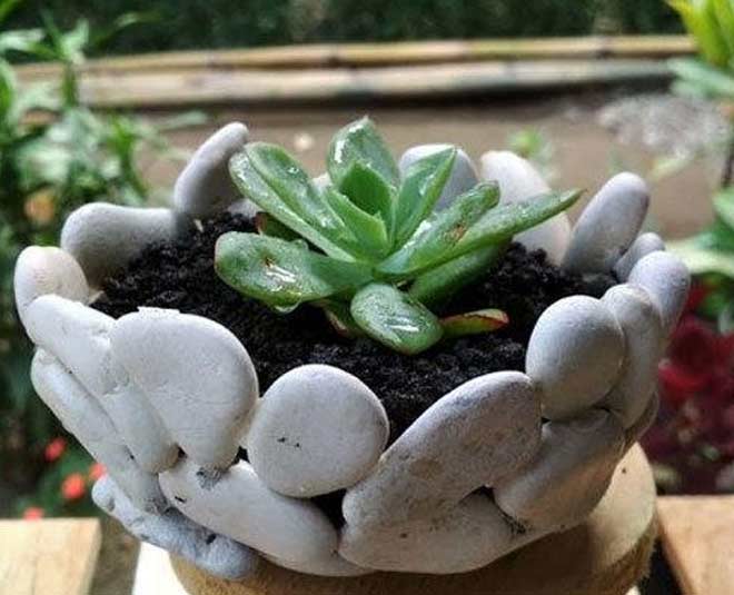 craft from pebbles and stones