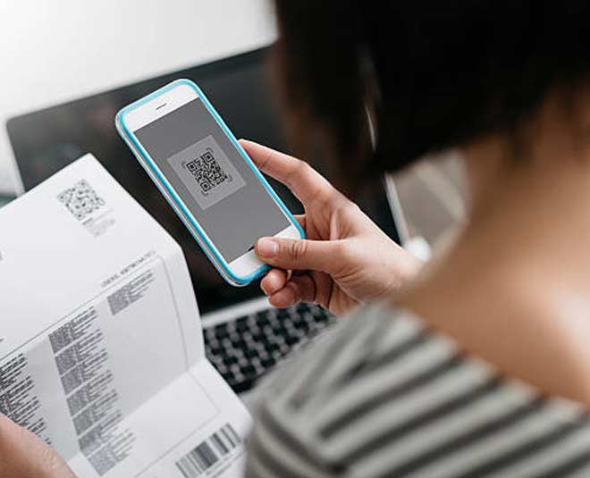 easy tips to pay lic premium online in hindi