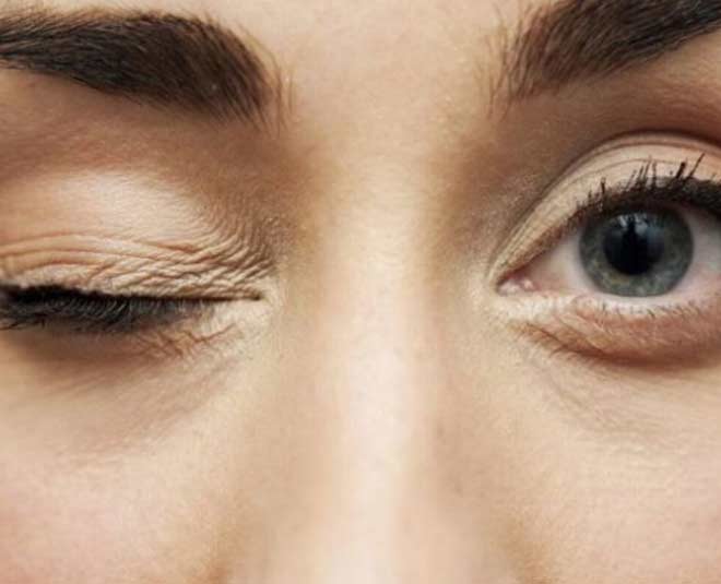 eye twitching for human