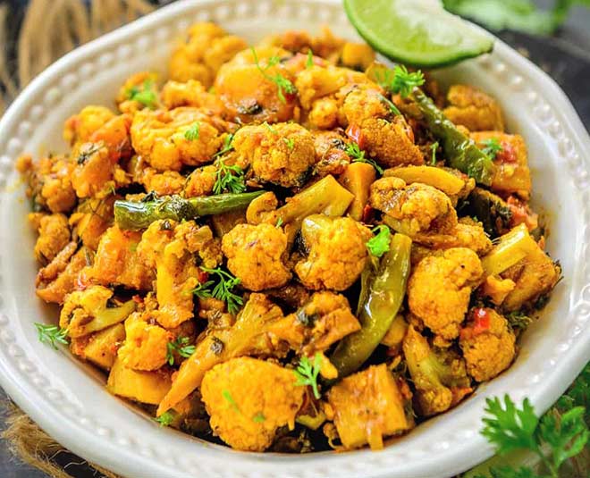 gobi aloo mast kalandar