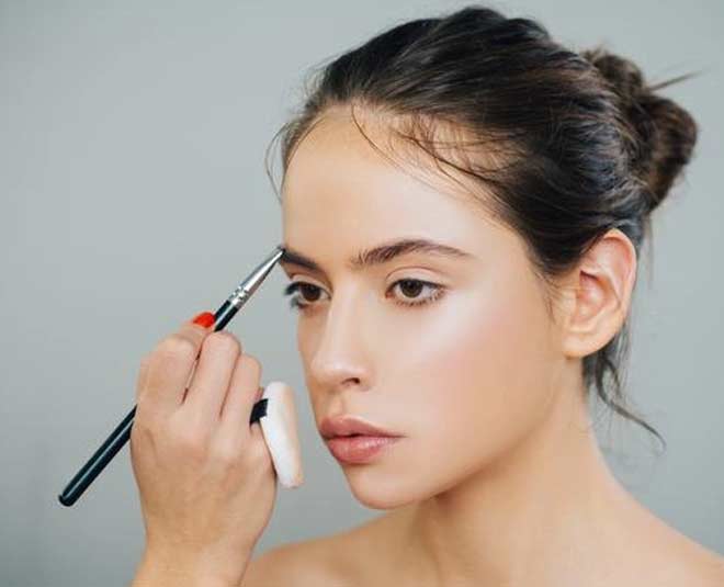 highlighter on forehead