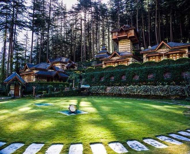 hotel in malana himachal pradesh inside 