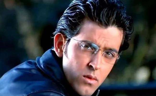 Who was Hrithik's first co-star when he starred as a lead actor? hrithik roshan co star