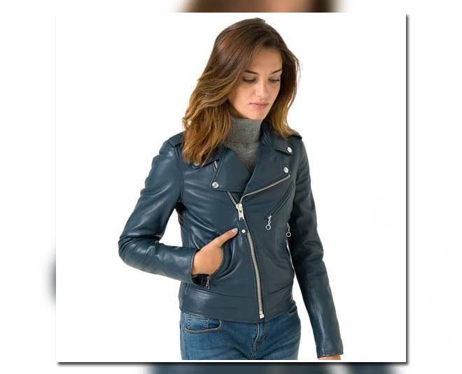 26,300+ Denim Jacket Stock Photos, Pictures & Royalty-Free Images - iStock  | Denim jacket close up, Denim jacket back, Woman denim jacket