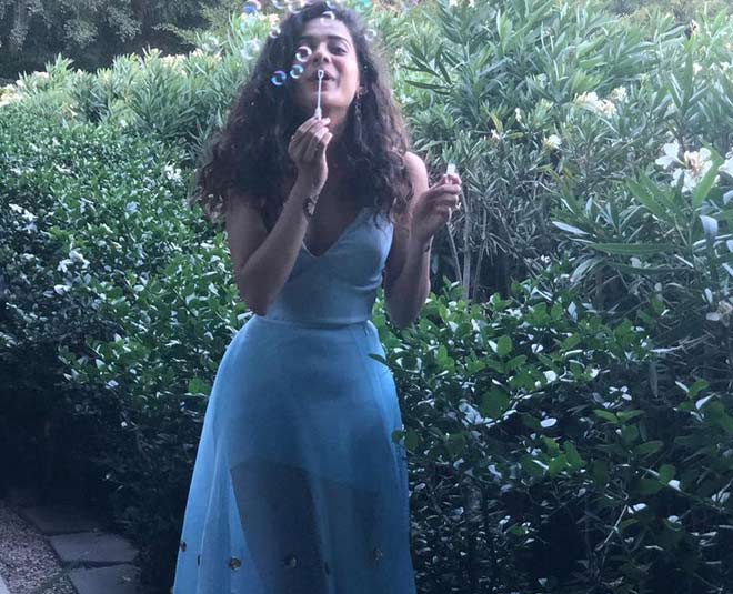 mithila palkar happy