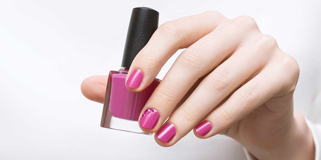 How To Avoid Air Bubbles In Nail Polish In Hindi नाखूनों में लगी नेल