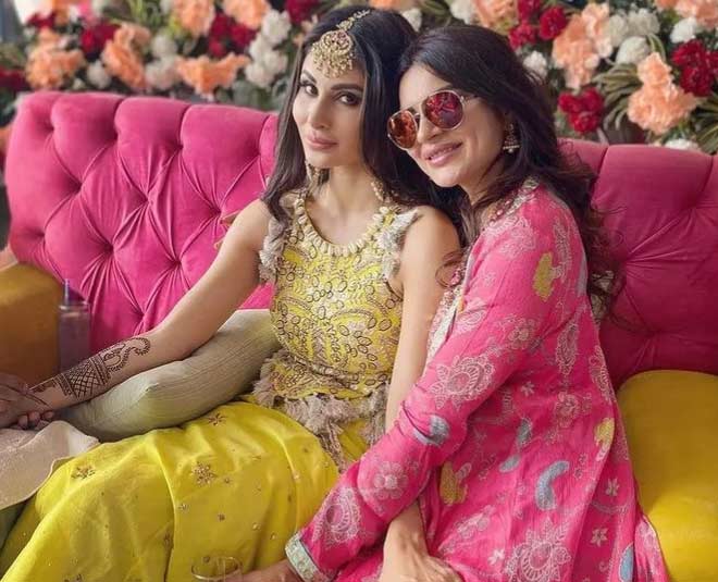 wedding  pictures  of  mouni  roy with friends