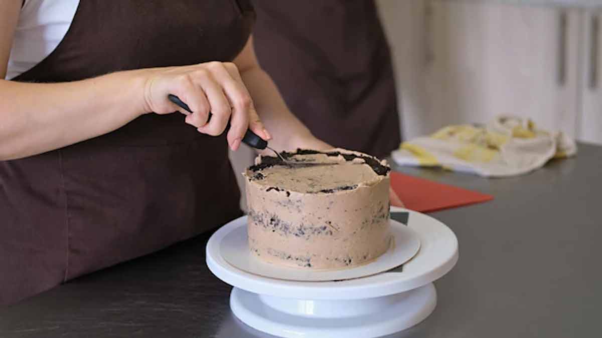 परफेक्ट पाउंड केक रेसिपी - सर्वश्रेष्ठ पाउंड केक कैसे बनाएं