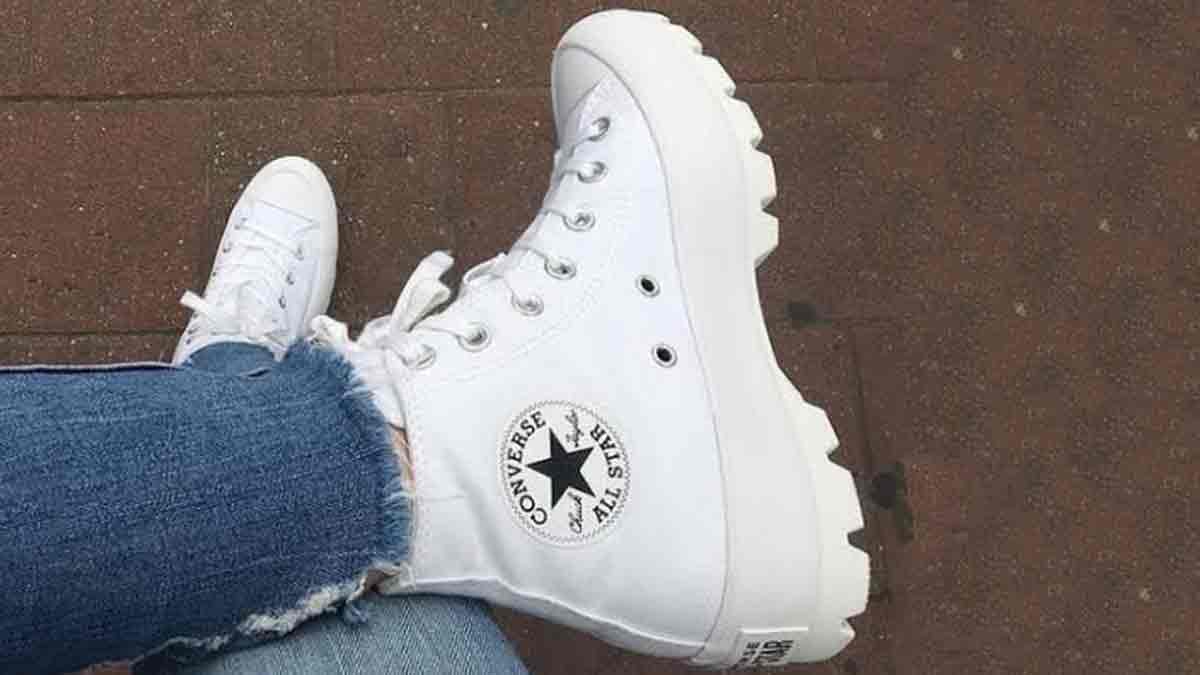 Blood Splatter White High Tops - Sneakers - Custom Converse Shoes –  BlvdCustom-saigonsouth.com.vn