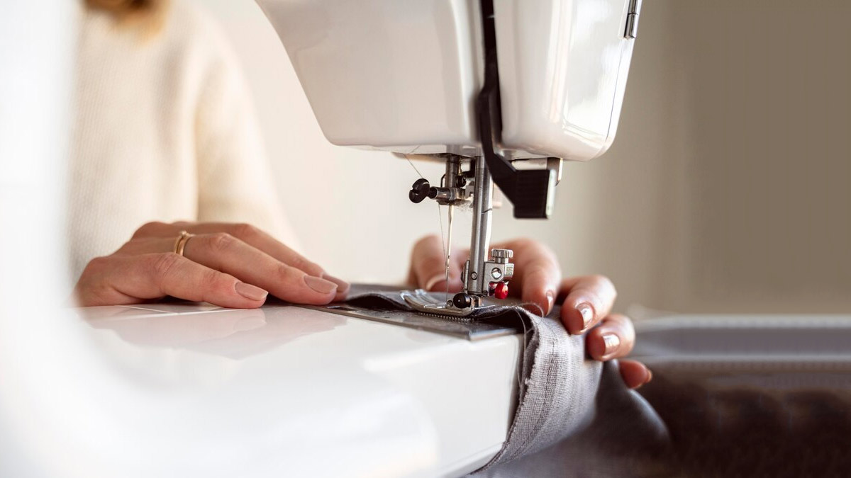 Free Sewing Machine yojana for women