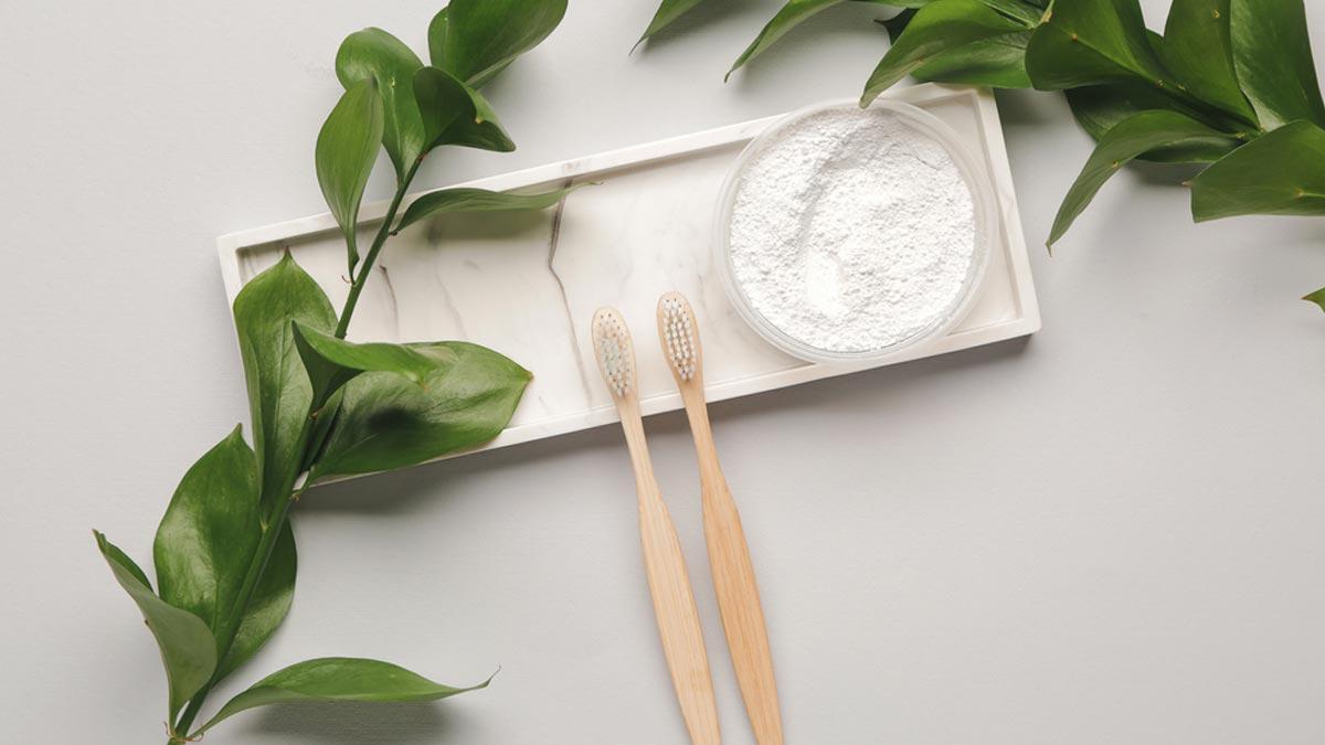 How to make herbal tooth powder