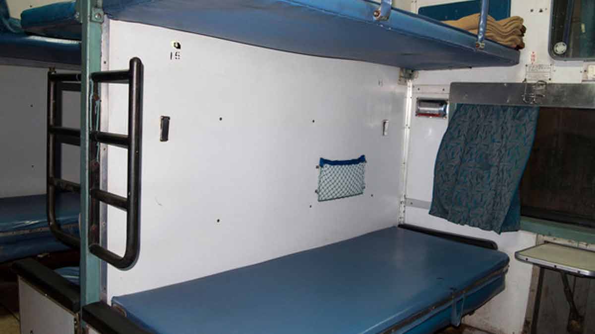 Lower Berth