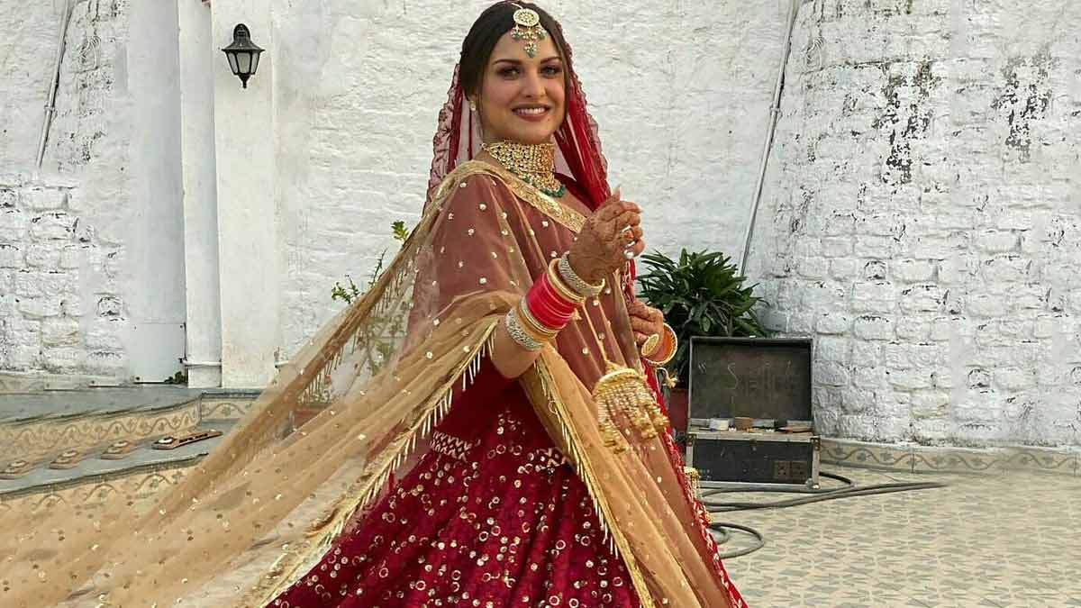 Makeup Tips For Punjabi Bride c