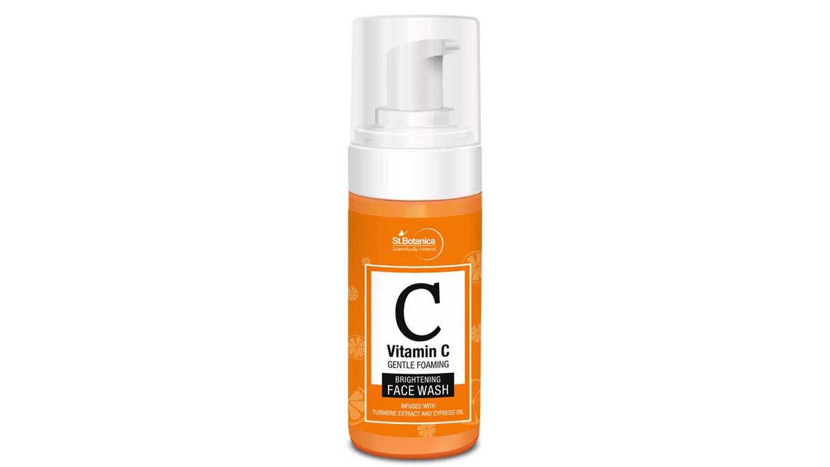 St Botanica Vitamin C Foaming Face Wash