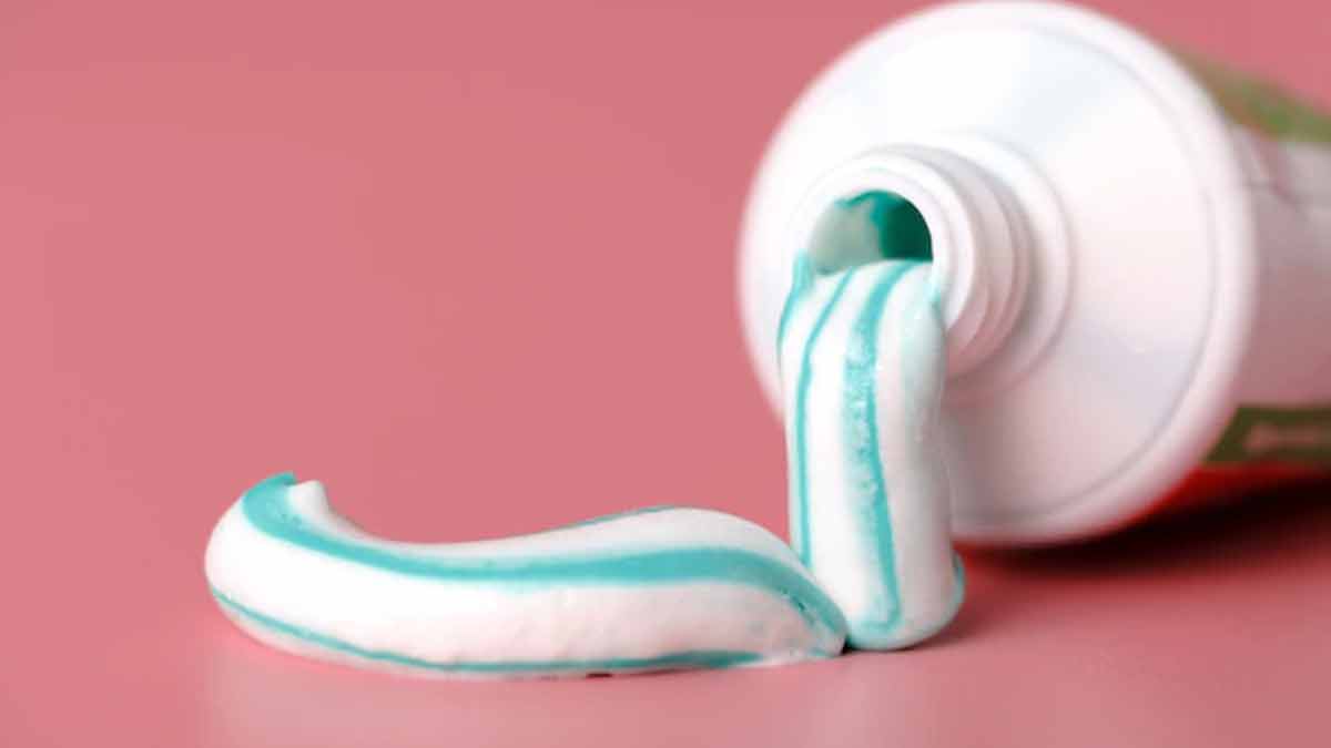 Stain Removing Tips From White Jeans form toothpest