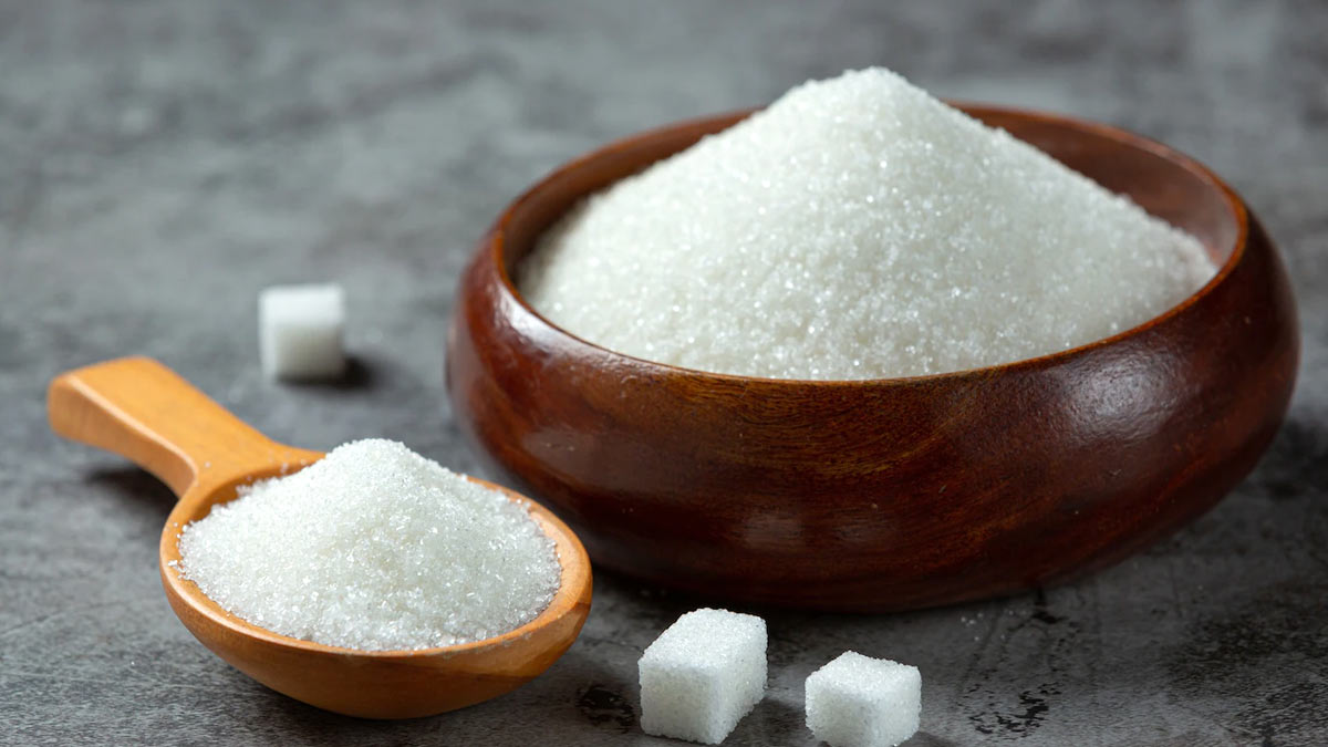 Sugar less salt in curry