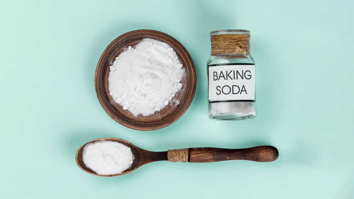 baking soda for steel gate cleaning