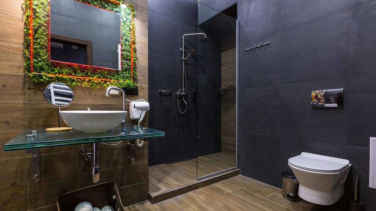 बाथरूम में अंधेरा dark bathroom according to vastu