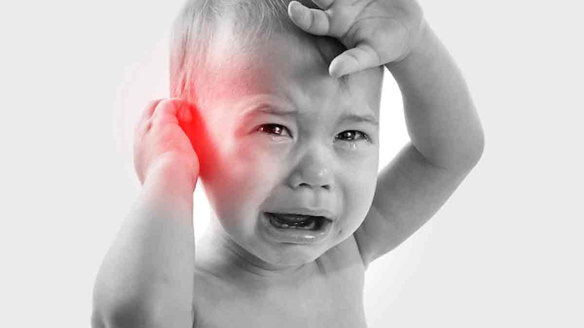 ear infection symptoms in babies