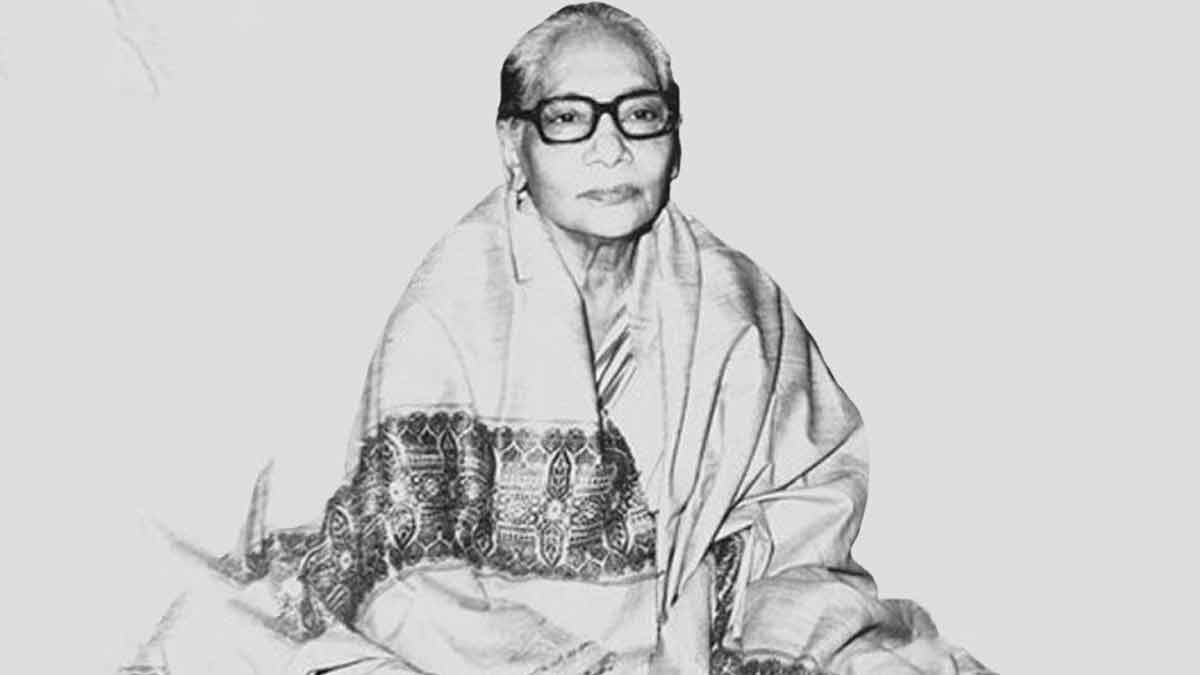 first female jnanpith award winner