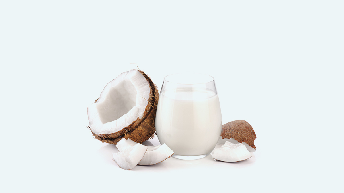 Coconut Milk And Almond Milk Difference| नारियल दूध और बादाम के दूध में ...