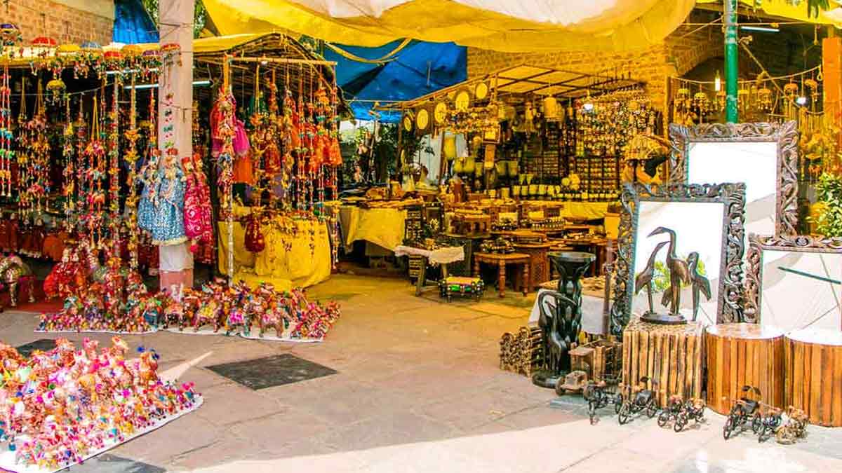 home decor shopping from dilli haat