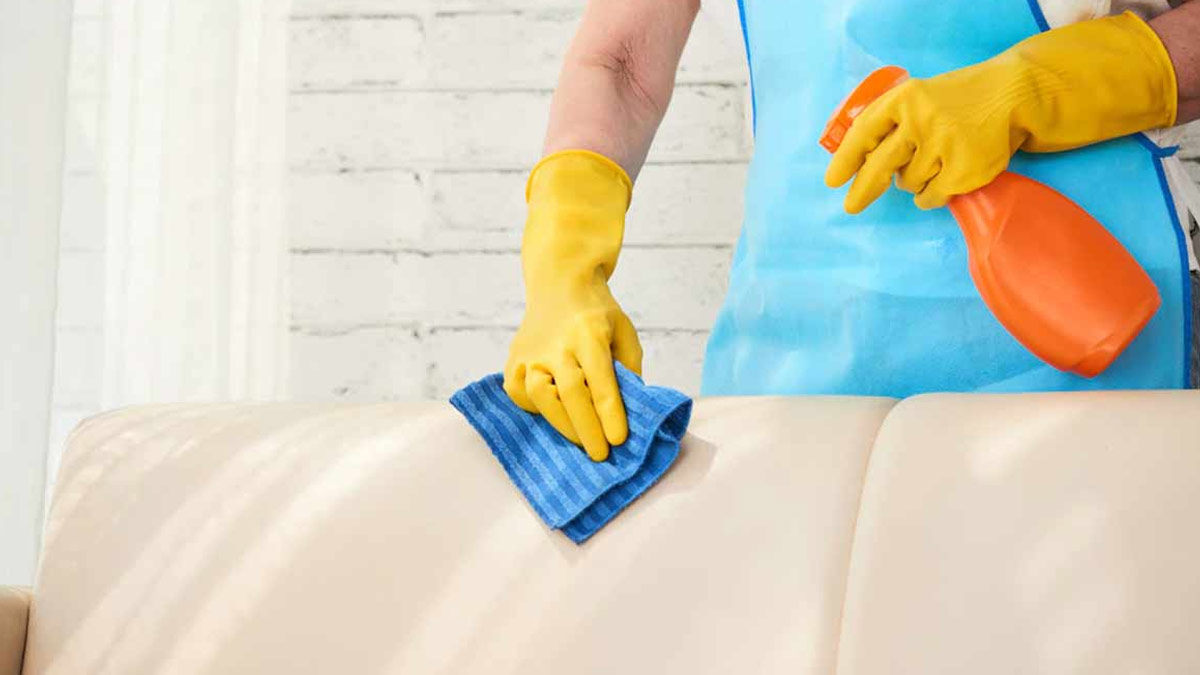 How To Clean Tea Stain On White Sofa क्लीनिंग हैक्स Sofa Ko Saaf