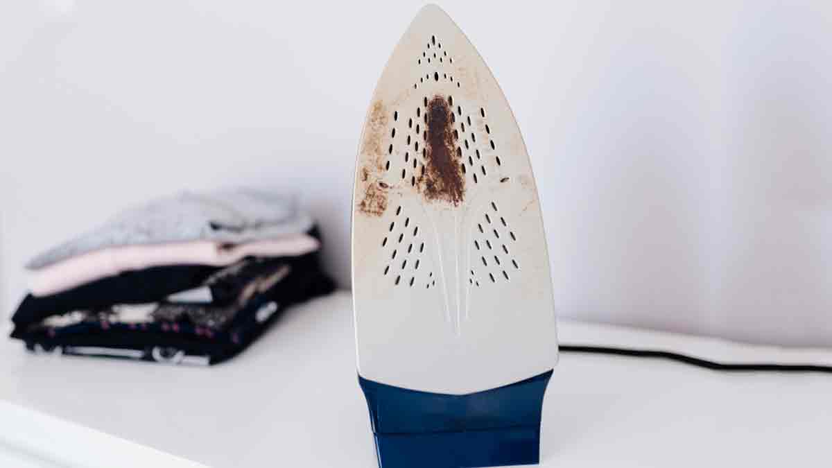 How To Clean Press Iron जली प्रेस की सफाई Jali Iron Press Ki Safai