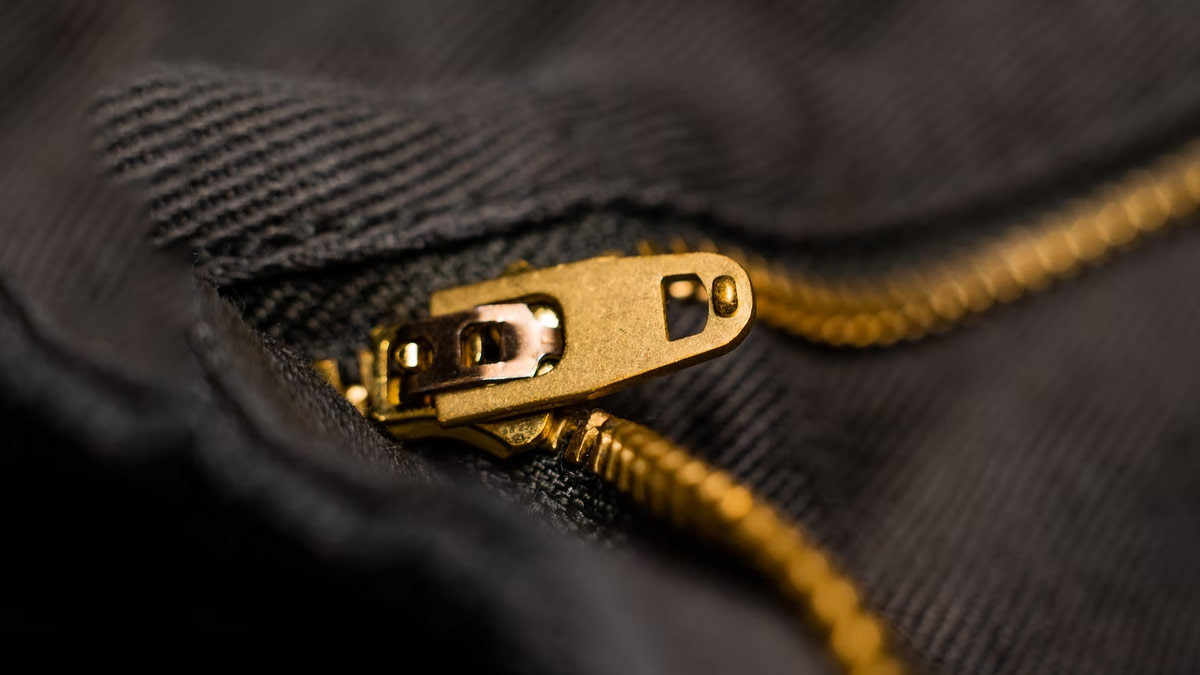 how to unstuck zip