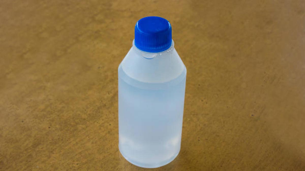 hydrogen peroxide for fungus removal