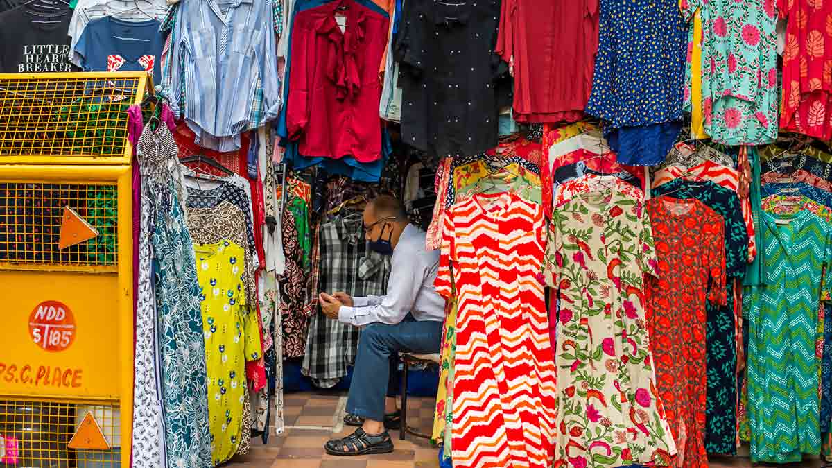janpath market for cheapest shopping