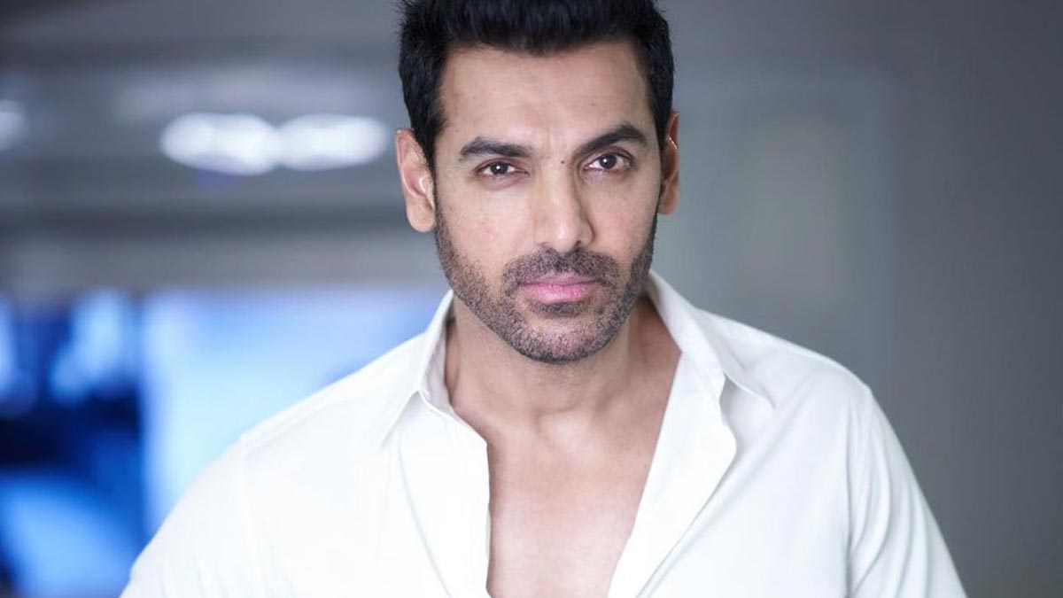 हैंडसम हंक जॉन अब्राहम का रियल नाम क्या है? john abraham real name