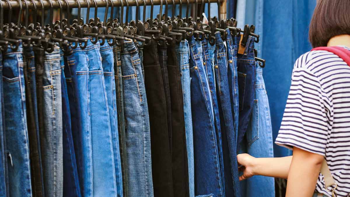 kalindi kunj market for jeans shopping