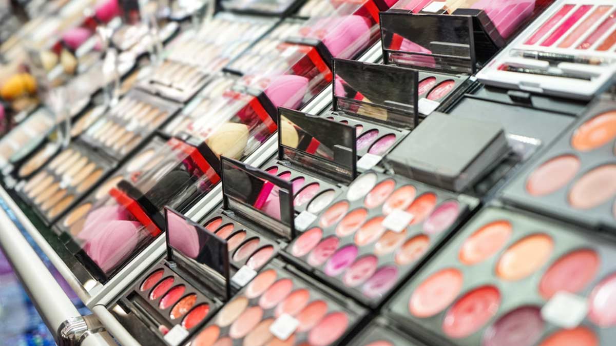 makeup market in delhi