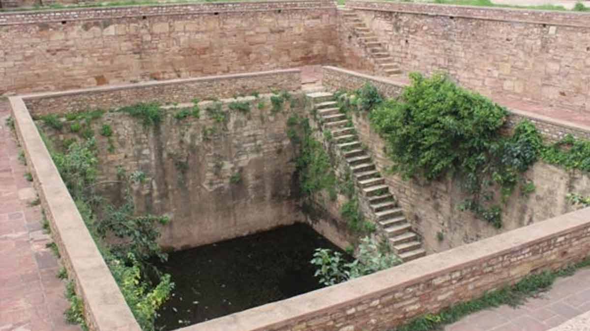 पद्मावती समाधि स्थल padmawati agni kund