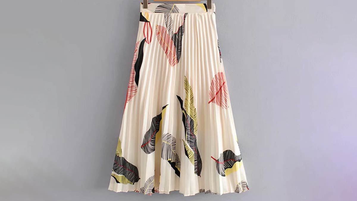 printed pleated skirt