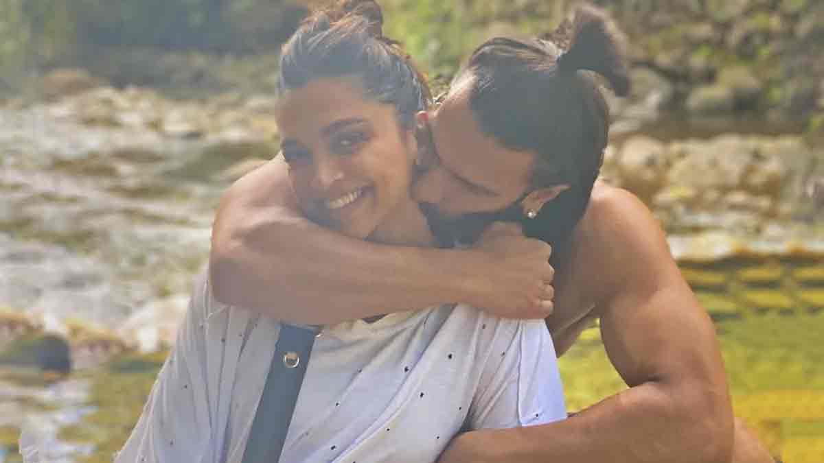 Ranveer Singh wants wife Deepika to shower love on his recent Instagram  pictures