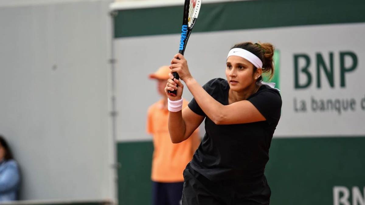 sania mirza first ever indian woman to win a womentennis association