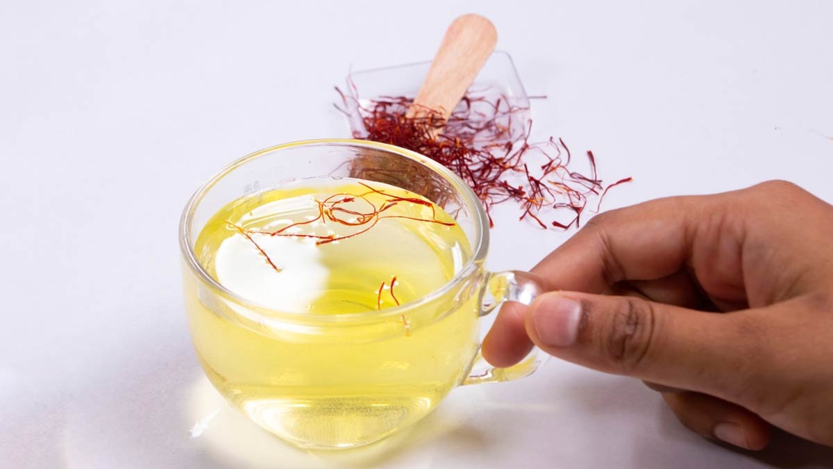 Saffron Water Kesar Water Benefits HerZindagi