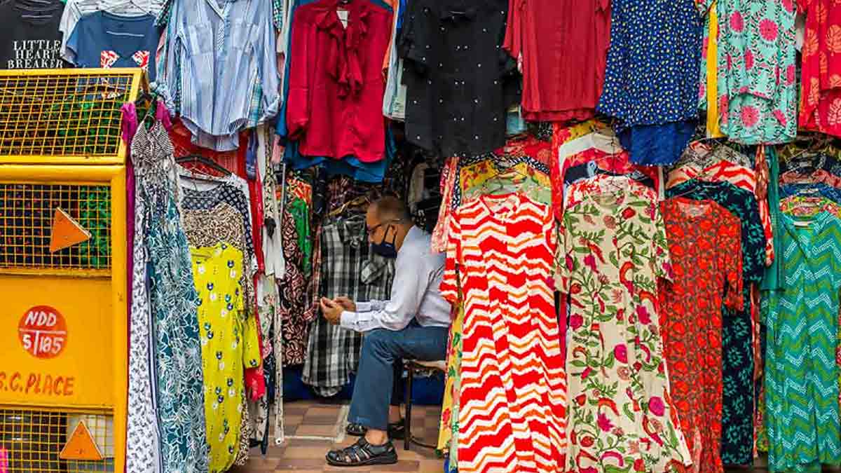 Wholesale Cloth Markets in Mumbai | Cloth Markets in Mumbai | Treebo Blogs