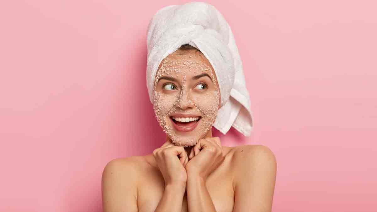 Exfoliate Skin At Home स्किन को एक्सफोलिएट करने का तरीका Skin Ko Saaf