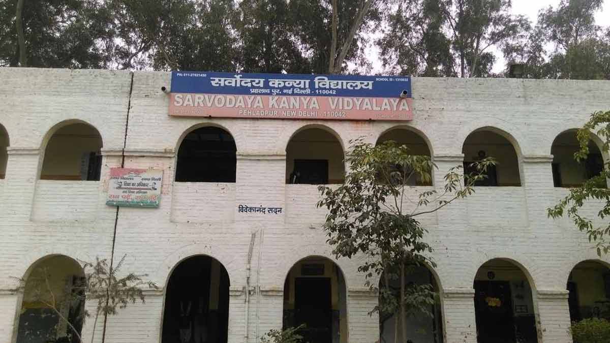 top girls schools under government