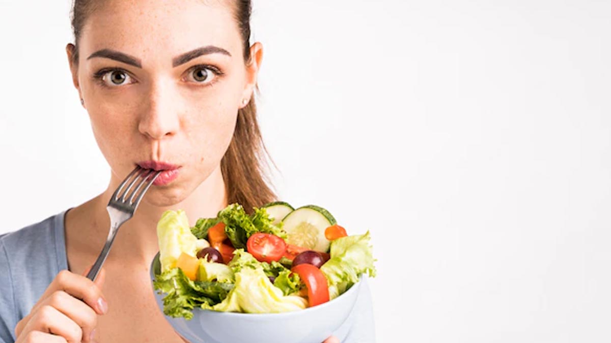 why we should eat with right hand