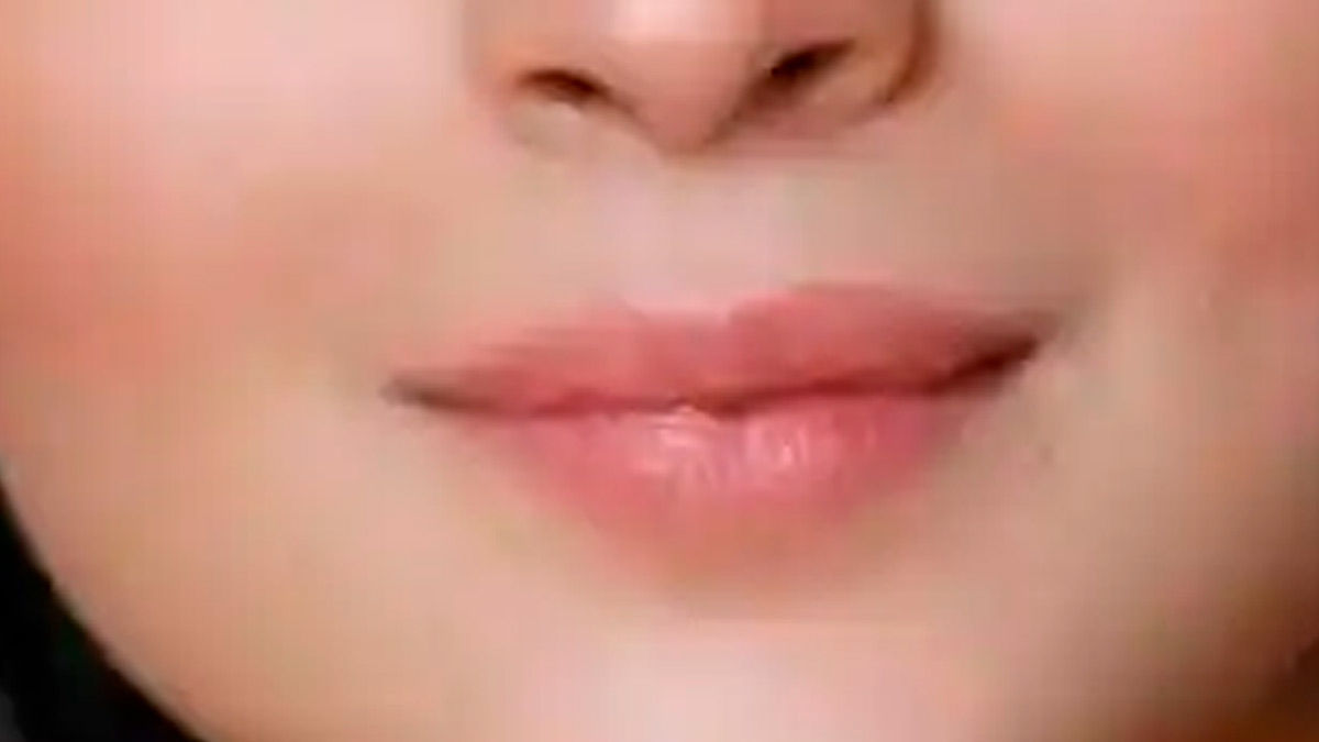 ये किस एक्ट्रेस के लिप्स हैं? . alia bhatt