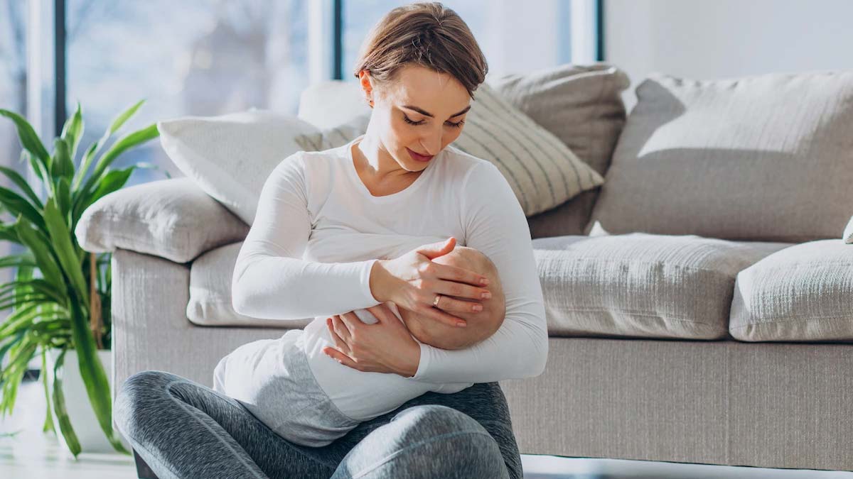 Reason Of Pain During Breastfeeding ब्रेस्टफीडिंग के दौरान दर्द के