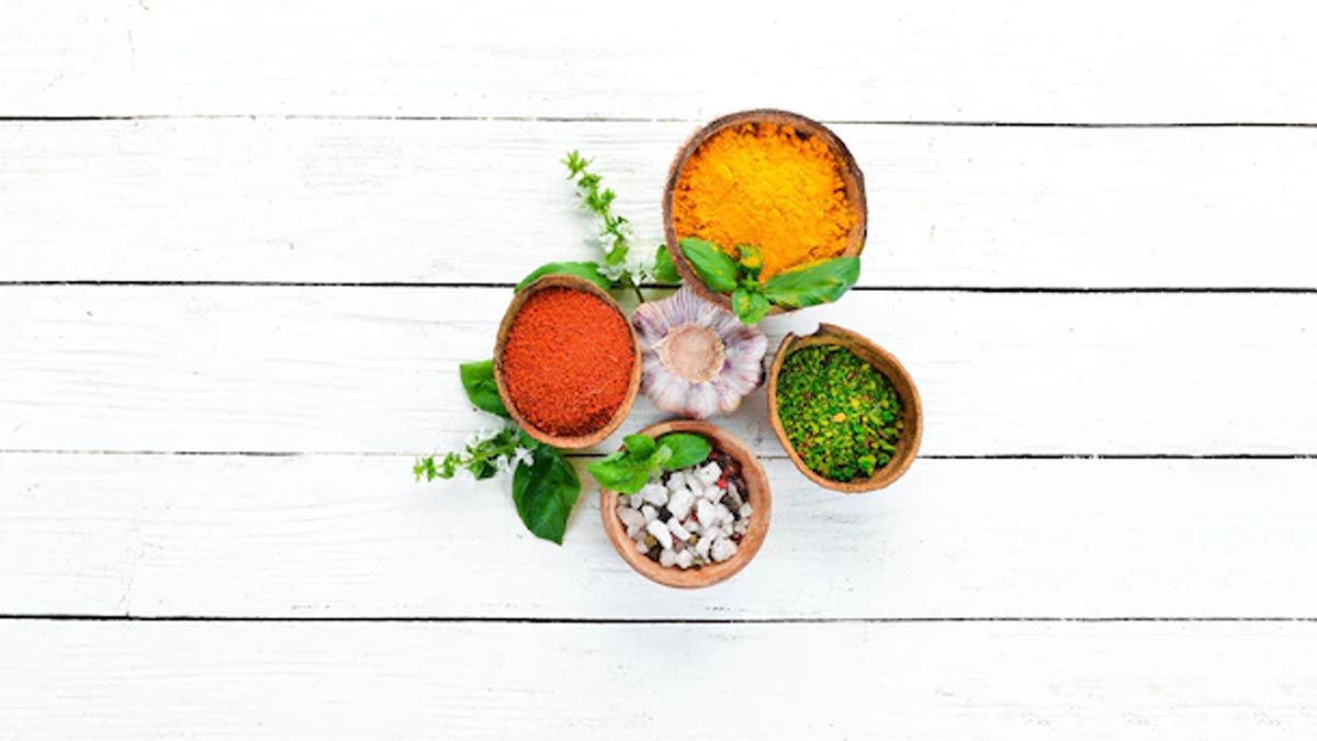 Herbs Vs Spices In Hindi ()