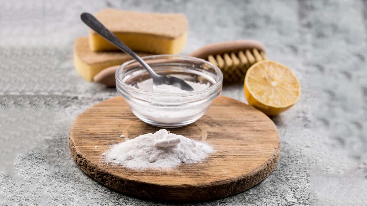 Homemade cleaner for wooden