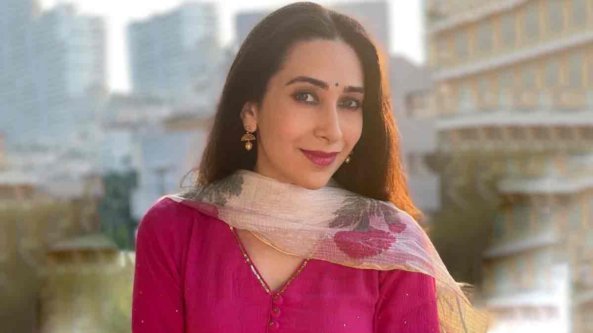 Karishma Kapoor Chudai Dikhao - How Does Karishma Kapoor Look so Young| à¤•à¤°à¤¿à¤¶à¥â€à¤®à¤¾ à¤•à¤ªà¥‚à¤° à¤•à¥€ à¤«à¤¿à¤Ÿà¤¨à¥‡à¤¸| Young  Dikhne ke Liye Kya Kare | karisma kapoor birthday 2022 fitness and beauty  secret yoga | HerZindagi